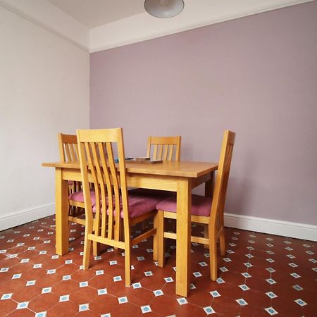 Quiet And Spacious 3 Bedroom Кардифф Экстерьер фото